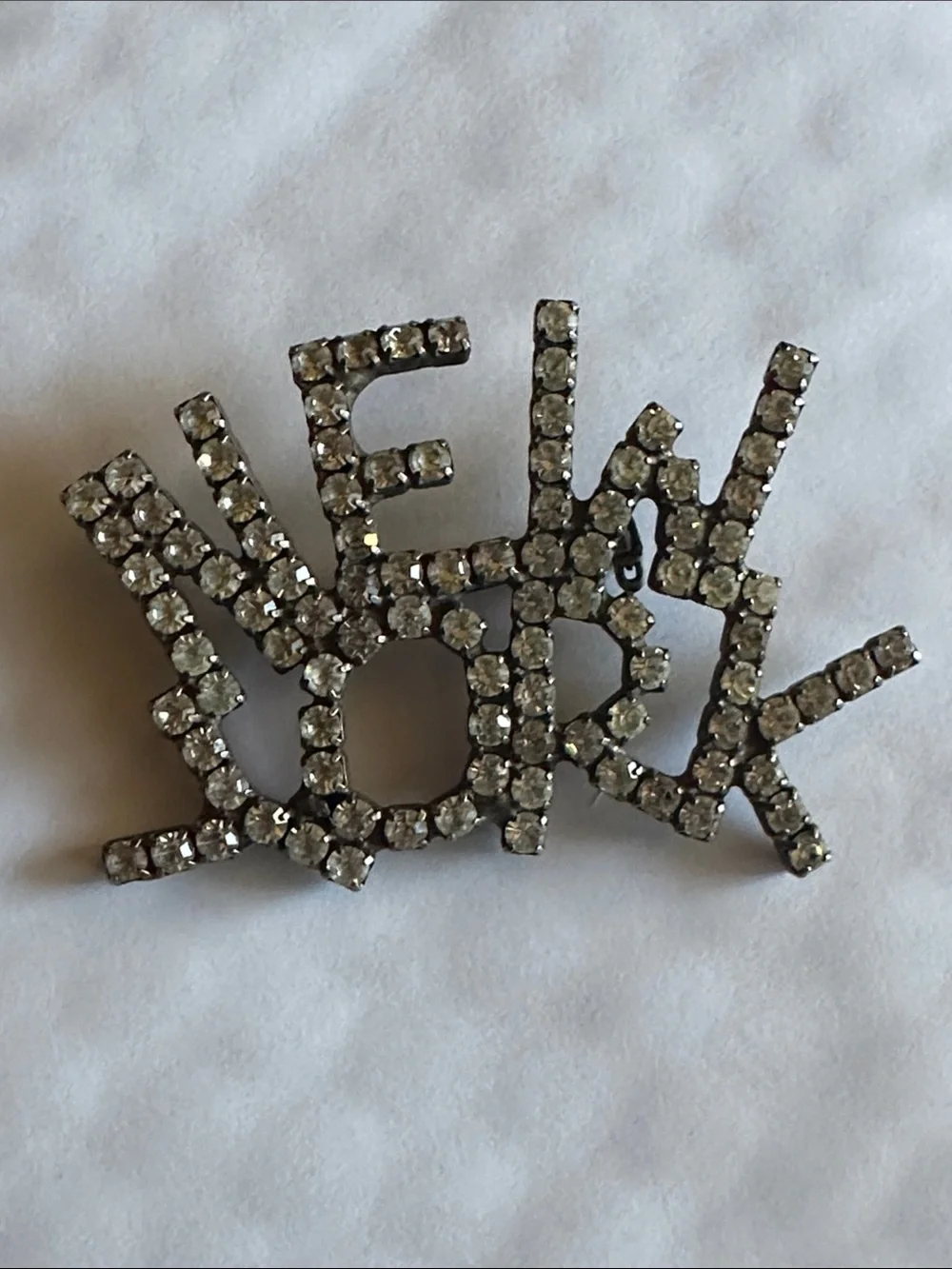 Vintage Rhinestone NEW YORK Spell Out Sparkling Large Brooch 80s